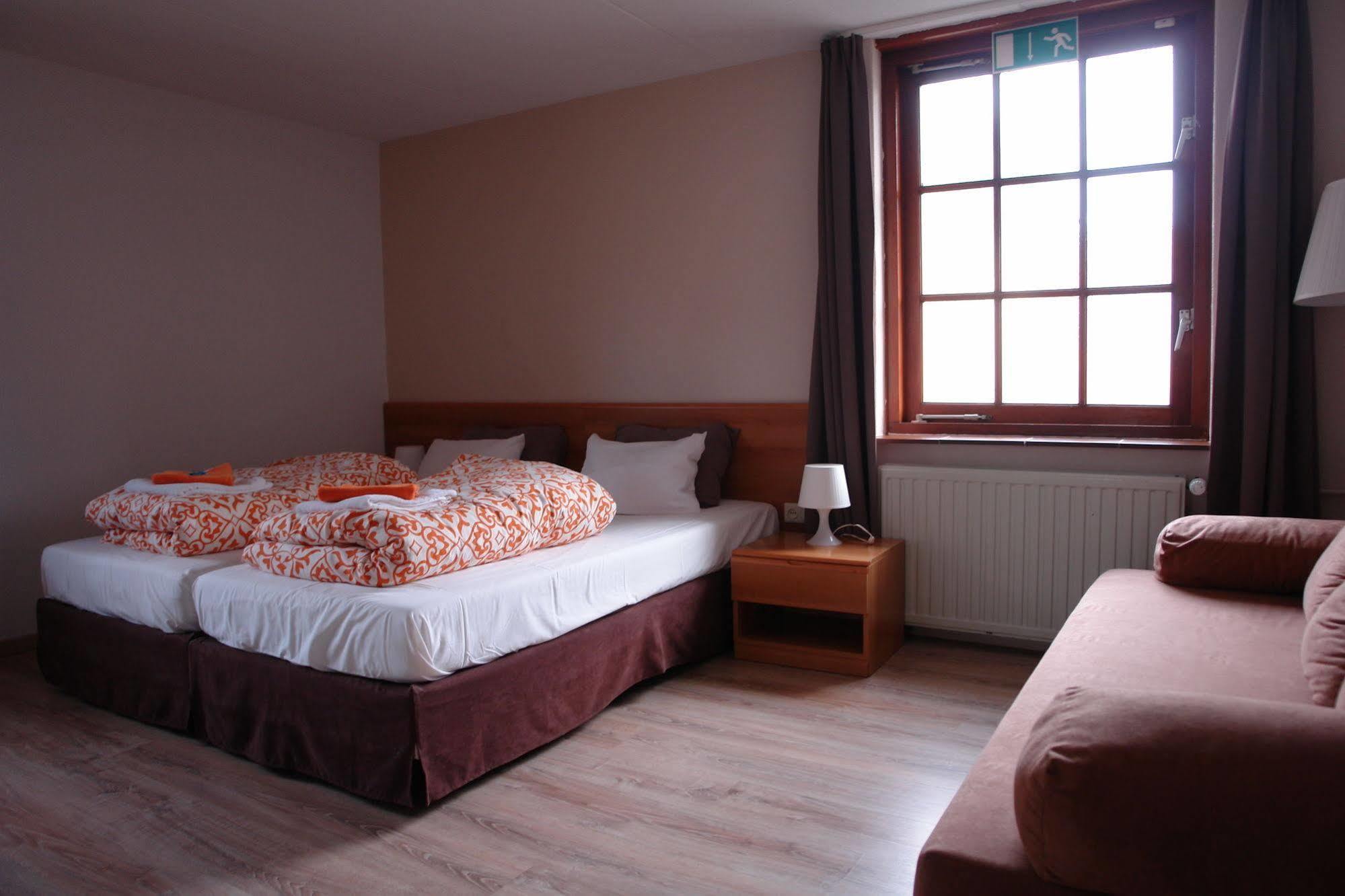 Apart Hotel Het Veerse Meer Kortgene Exterior photo